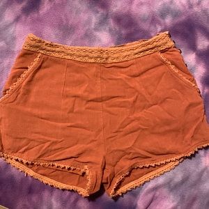 Mauve Lace Short Shorts